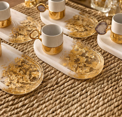 Die Gold-Linie Kollektion – Handgefertigte Resin-Tabletts & Untersetzer mit Blattgold